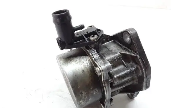 Renault Laguna II Vacuum pump
