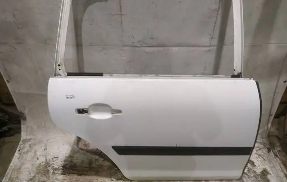 Citroen C4 Grand Picasso Rear door BALTOS