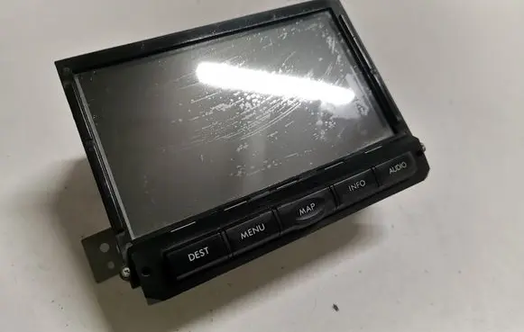 Subaru Legacy Screen/display/small screen Y31262271