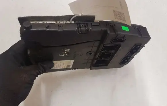 Renault Megane II Fuse module 8200780007 8200712566
