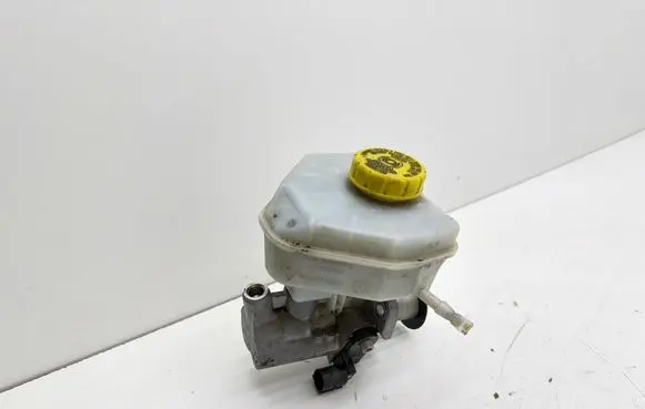 Volkswagen Touareg II Master brake cylinder 7P0611303A