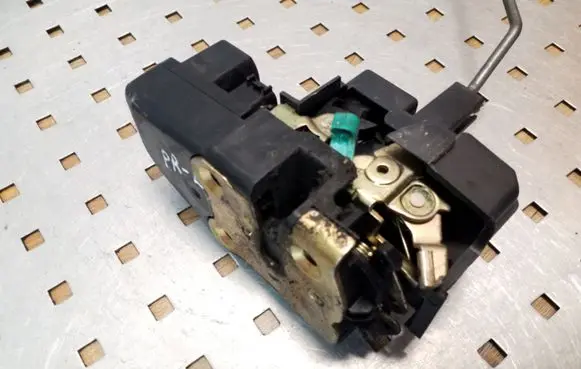 Front door lock