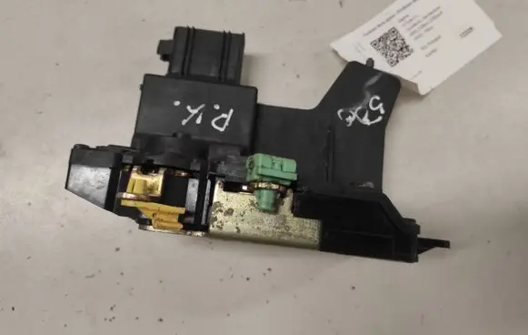 Jaguar S-Type Front door lock 2W4A5421813AA 45114059