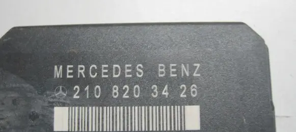 Mercedes-Benz E W210 Door control unit/module 2108203426