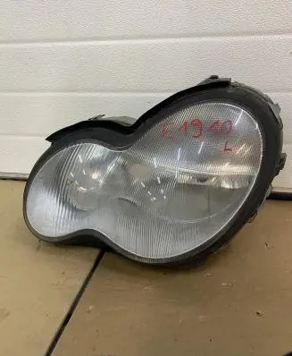 Mercedes-Benz C W203 Headlight/headlamp A2038260191 E1910