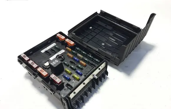 Volkswagen Sharan Fuse module 3C0937125A 1K0937132F