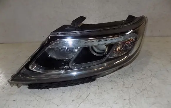 KIA Sorento Headlight/headlamp