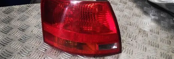Audi A4 S4 B7 8E 8H Rear/tail lights 8e9945095c
