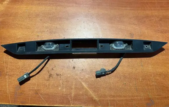 KIA Rio Trunk door license plate light bar 