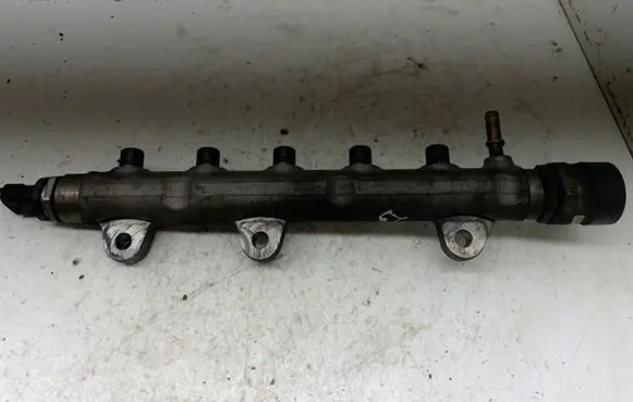 Nissan Primastar Fuel main line pipe 8200962035