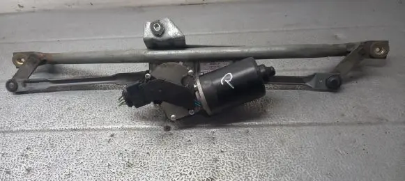 Audi A6 Allroad C5 Front wiper linkage 