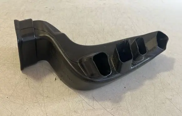 Audi Q7 4M Cabin air duct channel 4M1819152