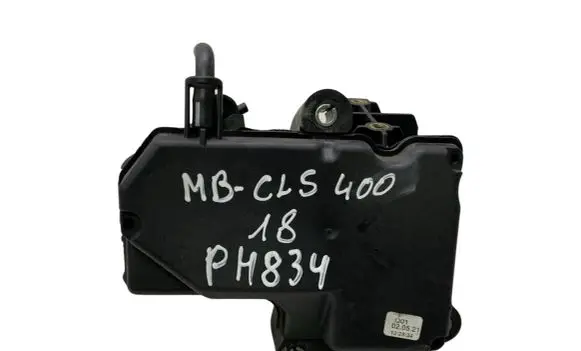 Vacuum air tank