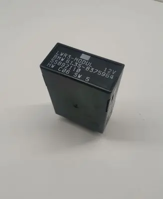 BMW 5 E39 Light module LCM 8375964