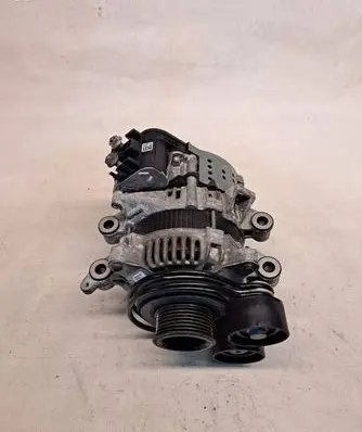 Volvo XC40 Generator/alternator 32300720
