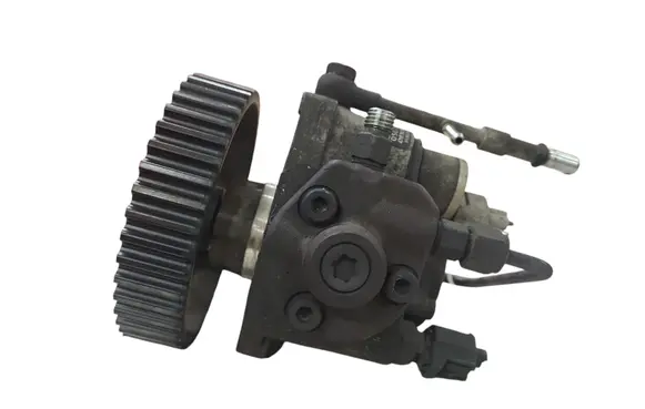 Opel Astra J Fuel injection high pressure pump 8980924670