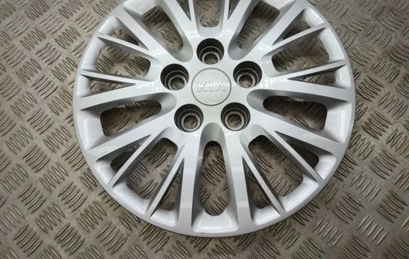KIA Ceed R15 wheel hub/cap/trim 