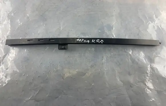 Opel Astra H Rear door windshield rail 24468342 24468342158 244683421587