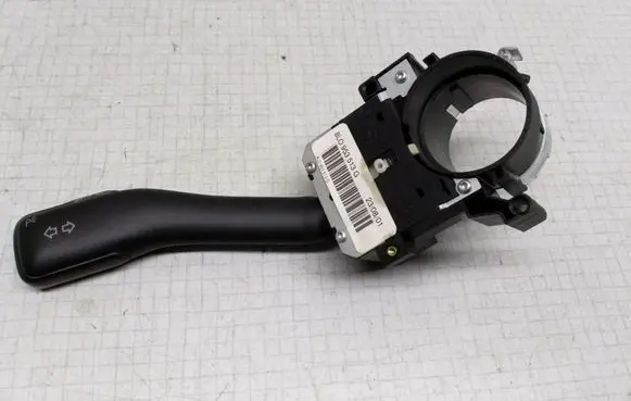Volkswagen Golf IV Indicator stalk 8L0953513G