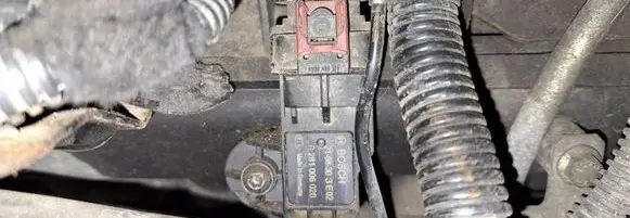Opel Corsa D Air pressure sensor 0281006028