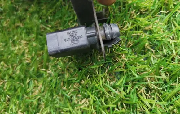 Volkswagen PASSAT CC Outside/external air temperature sensor 870820523