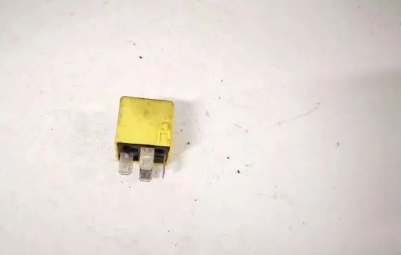 Mercedes-Benz E W210 Other relay A0025421419