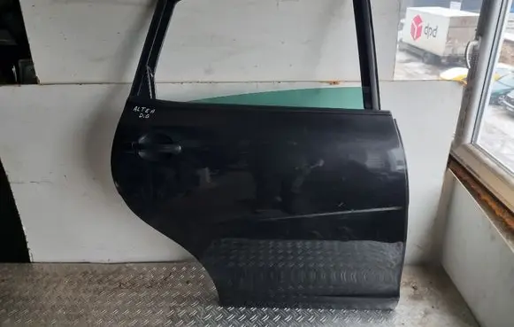 Seat Altea Rear door