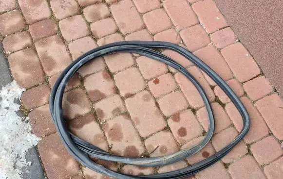 Opel Combo D Rubber seal loading door 98TYS