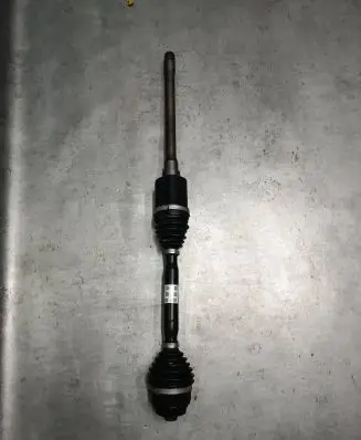 BMW X3 G01 Front driveshaft 8643184