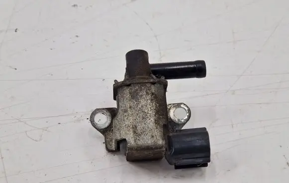 Mitsubishi Outlander Vacuum valve K5T46693