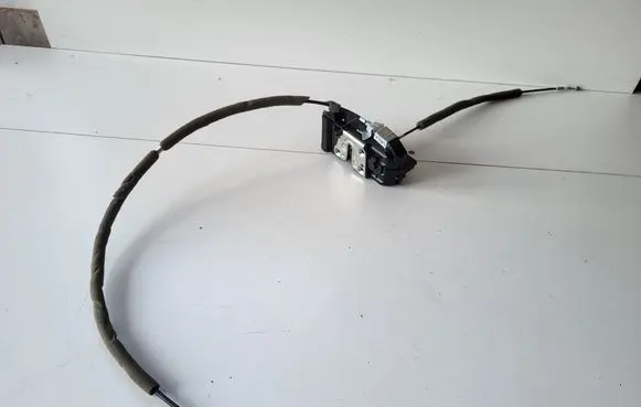 Renault Kadjar Front door lock