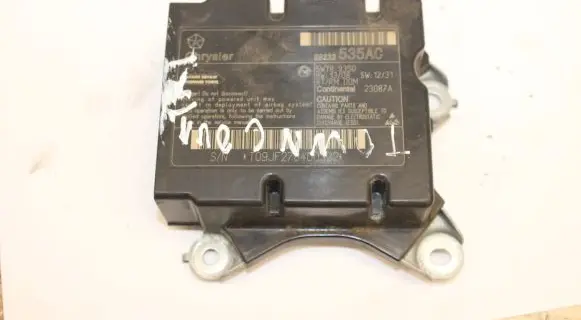Chrysler Town & Country V Airbag control unit/module 68233535AC