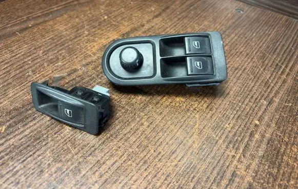 Volkswagen Transporter - Caravelle T5 Electric window control switch 7H5959539 7E0959855