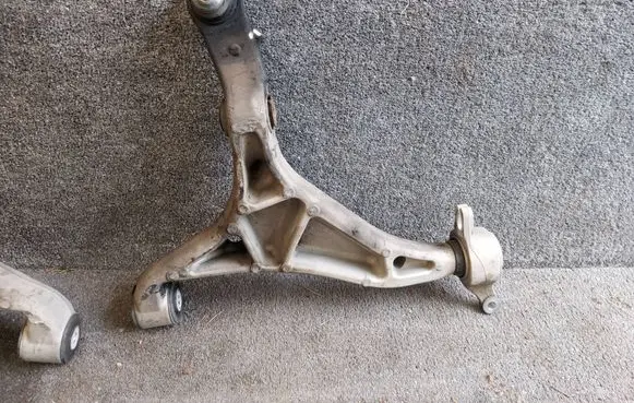 Dodge Durango Front lower control arm/wishbone
