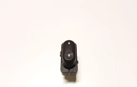 Ford Maverick Electric window control switch E1046637YA