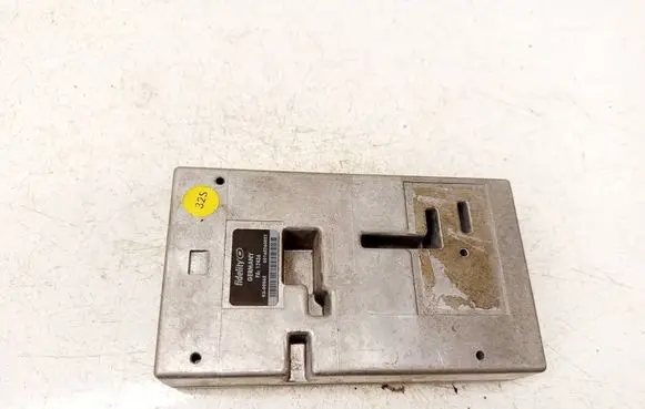 Audi A6 S6 C6 4F USB socket connector 9300865