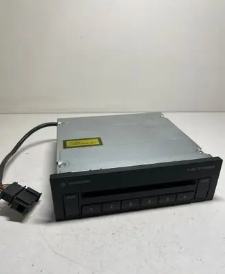 Volkswagen Touran I CD/DVD changer 1T0035110A VWZ3Z8E7630231