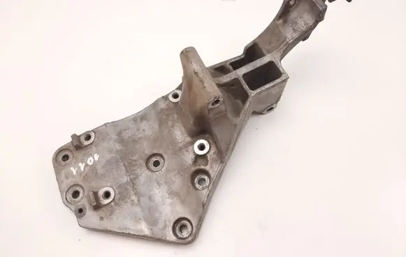 Nissan Navara D40 Generator/alternator bracket 11910EB300