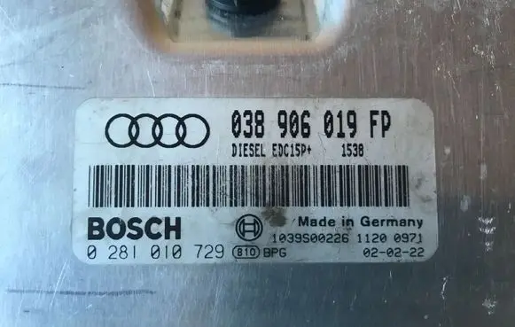 Audi A4 S4 B6 8E 8H Engine control unit/module 038906019FP 0281010729 EDC15P