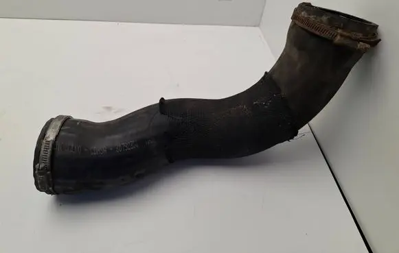 Volvo V70 Intercooler hose/pipe 30792300