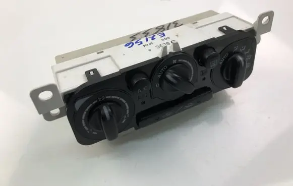 Mazda 323 Climate control unit 9BL2C