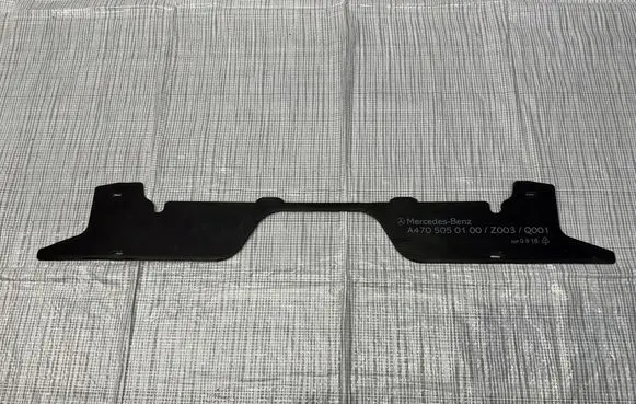 Mercedes-Benz X-class W470 Radiator trim A4705050100