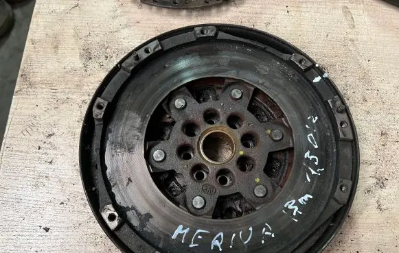 Opel Meriva B Dual mass flywheel 