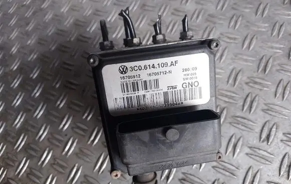 Volkswagen PASSAT CC ABS Pump 3C0614109AF