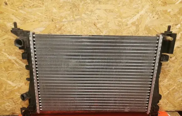 Coolant radiator