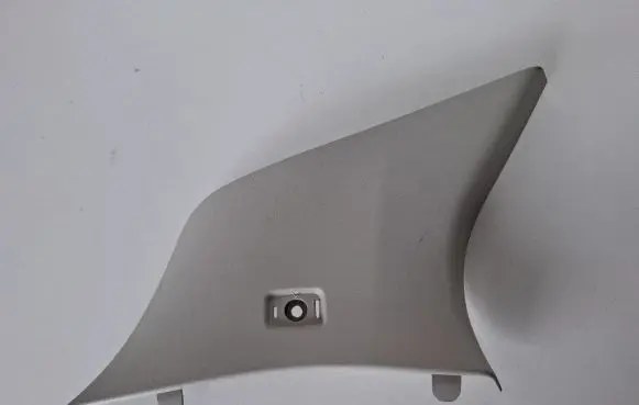 Volvo XC90 (D) pillar trim (bottom) 39829977 32244272