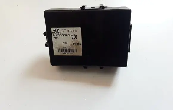 Hyundai i40 Parking PDC control unit/module 957703Z050