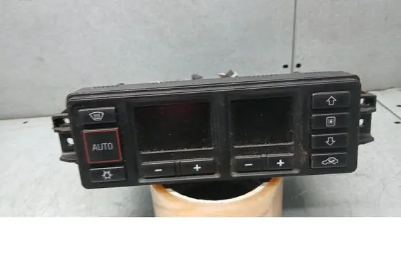 Audi A3 S3 8L Air conditioning/heating control unit 8L0820043D