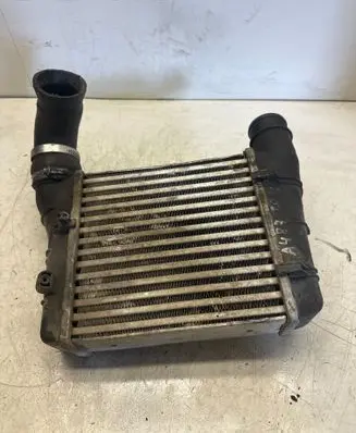 Audi A4 S4 B7 8E 8H Intercooler radiator 8E0145805S
