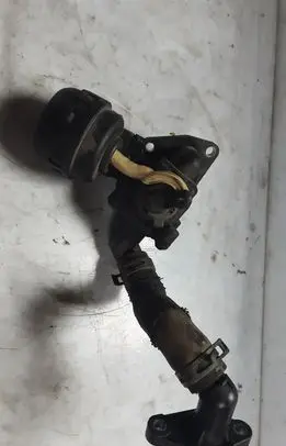 Engine coolant pipe/hose